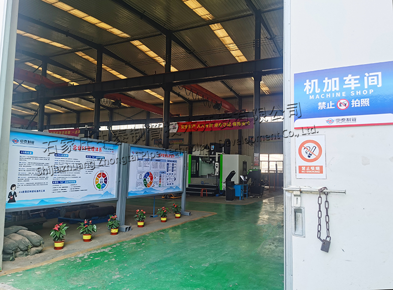 1698200534920807.jpg 機(jī)加門口800.jpg